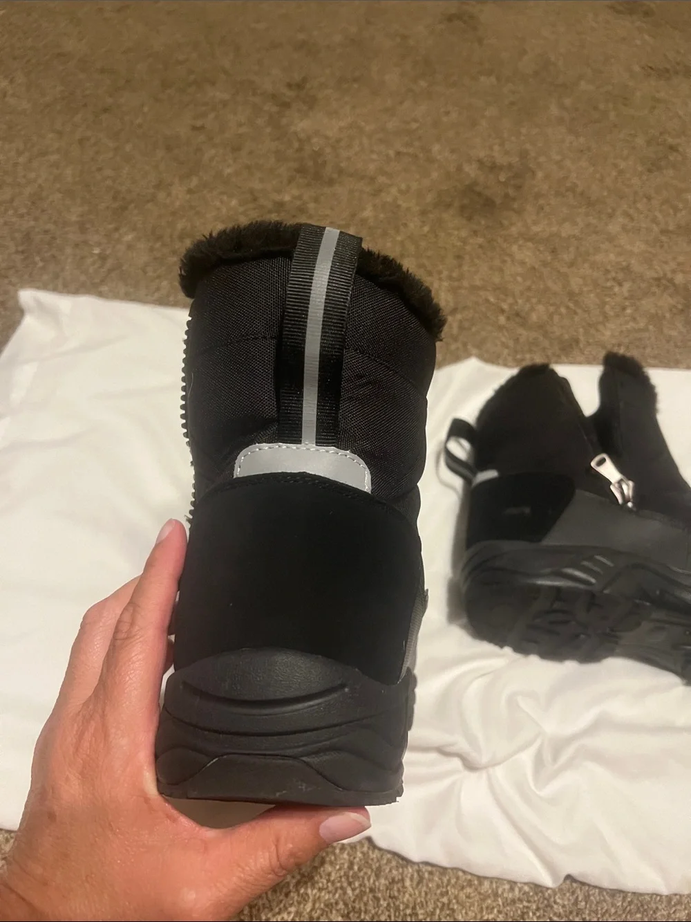 Silent Care mens black winter boots. Zip closure. Super warm. Waterproof